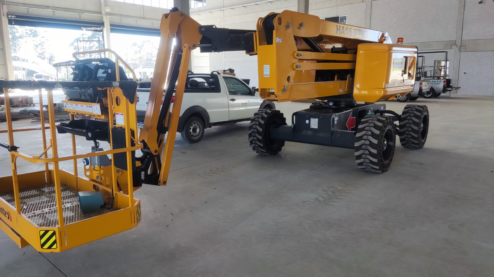 Plataformas elevatórias RF&LIFT